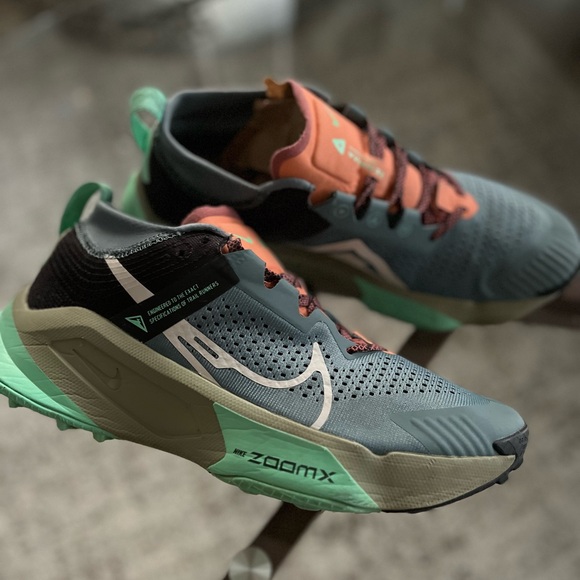 Nike Women’s Nike ZoomX Zegama 'Mineral Slate' DH0625-300
Athletic Running Sz 10 - Picture 4 of 11